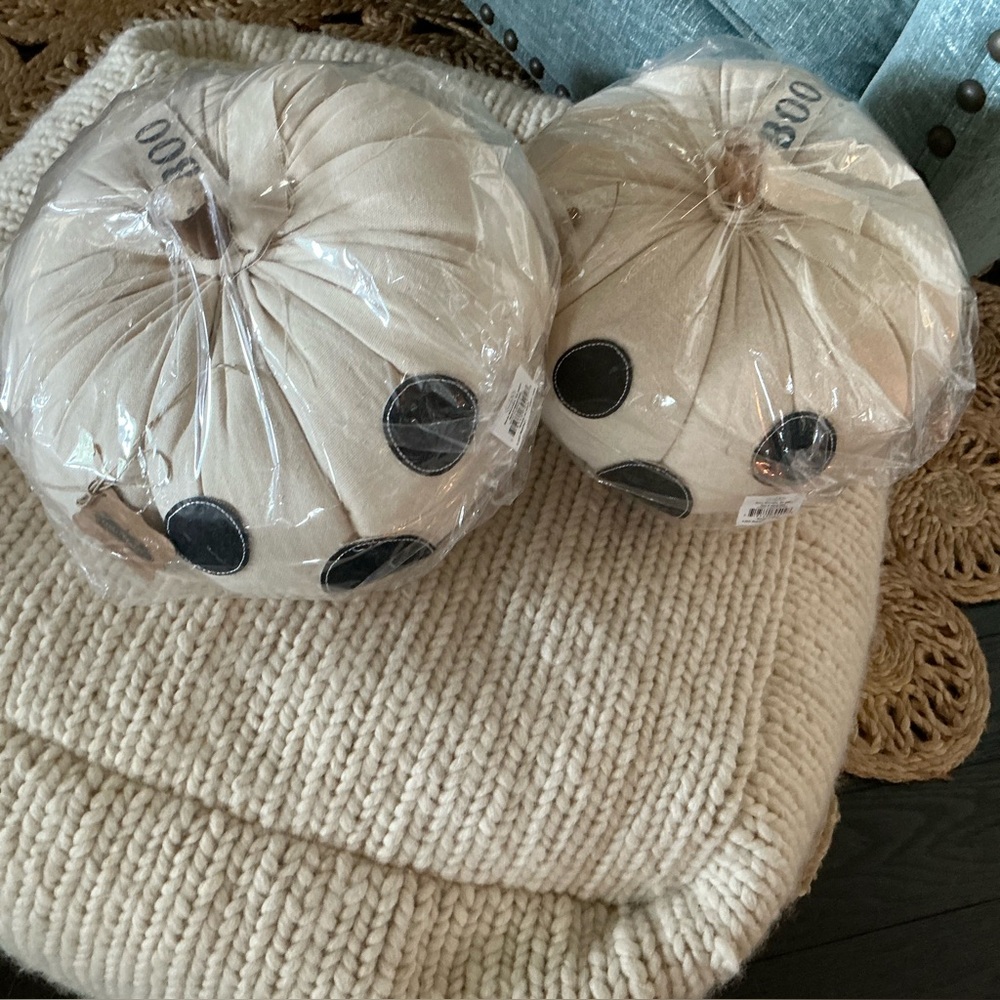 NWT Set of Two Mud Pie Halloween Halloween Jack-O-Lantern Sitters White Ghost